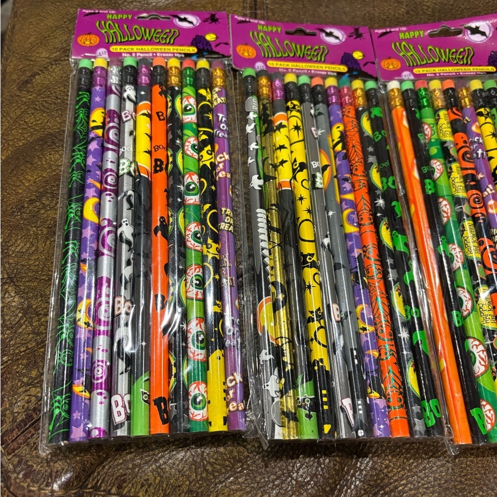 Vintage Sealed Halloween Pencils 4-10 Packs 40 Total Peachtree Playthings 2003 - Picture 3 of 10